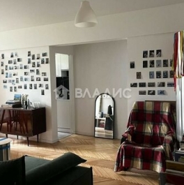 Продажа 3-комн квартиры на вторичном рынке Мукомольный проезд,  д. 7 к2