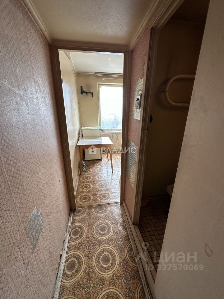 Продажа 1-комн квартиры на вторичном рынке улица Красного Маяка, 1К1