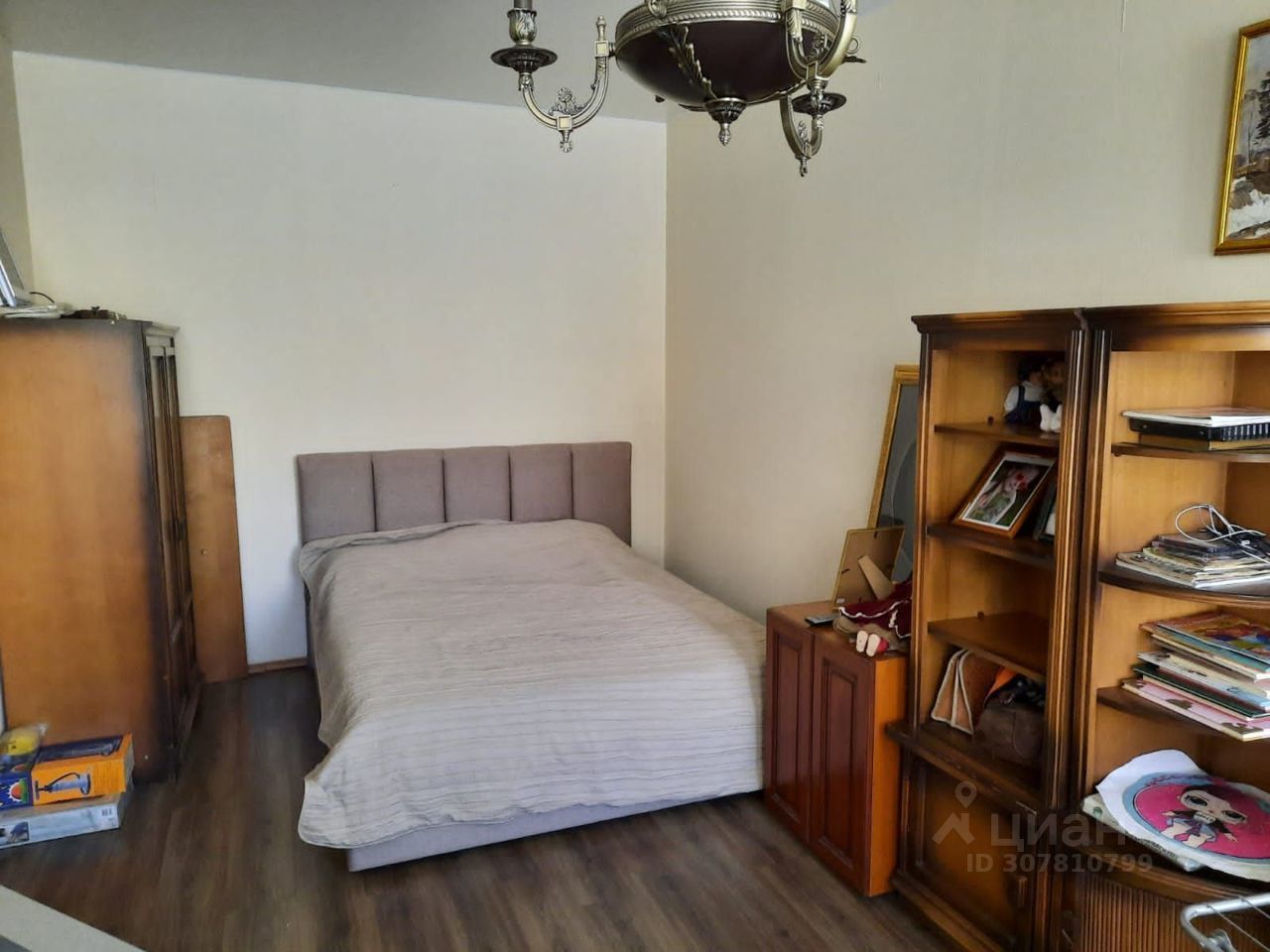 Продажа 2-комн квартиры на вторичном рынке Моховая улица, 22