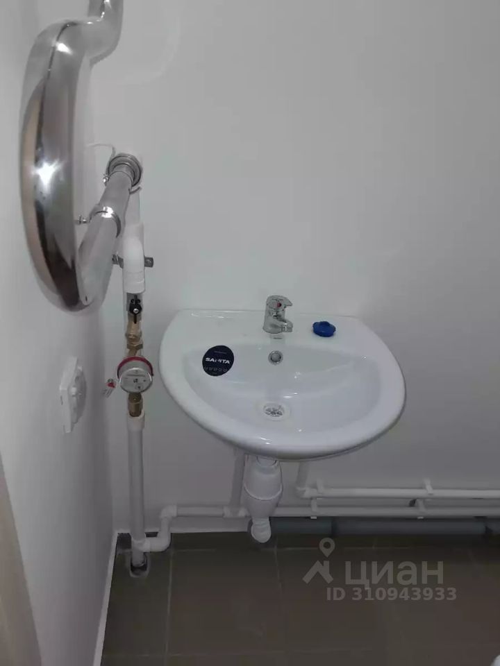 Продажа 1-комн квартиры на вторичном рынке Подпорожье, проспект Кирова, 25к1