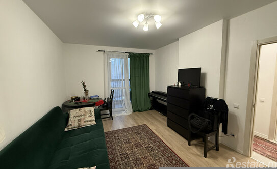 Продажа 4-комн квартиры на вторичном рынке ул Гришина,  д. 2,  к. 3