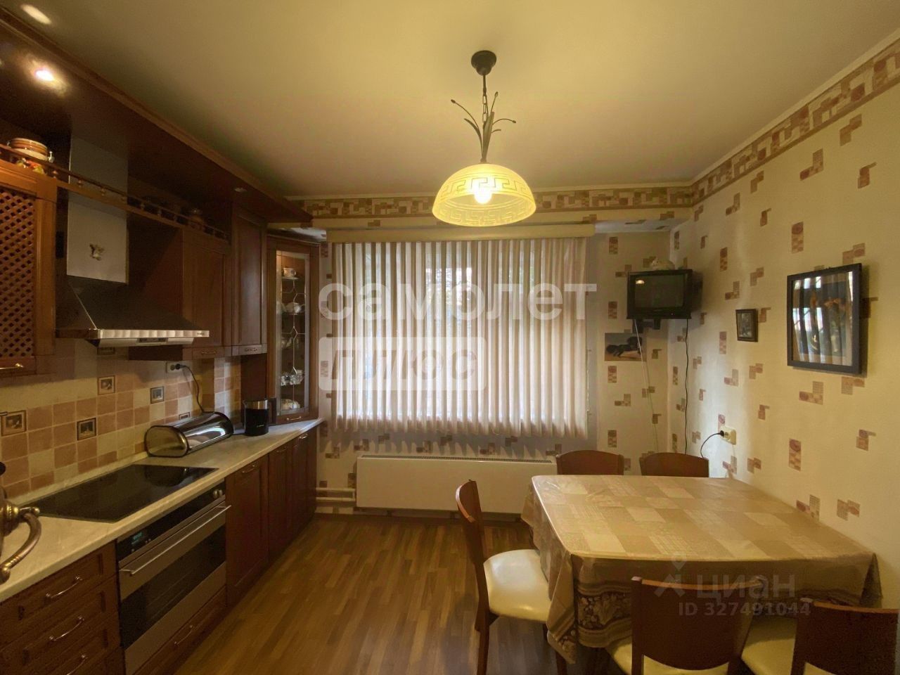 Продажа 3-комн квартиры на вторичном рынке Ангарская улица, 4