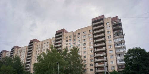 2-комн квартира Карпатская М. ул,  д. 13