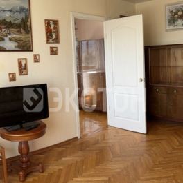 Продажа 3-комн квартиры на вторичном рынке Суздальский пр-кт,  д. 83