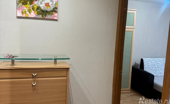 Продажа 1-комн квартиры на вторичном рынке Флотская улица,  д. 37