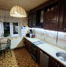 Продажа 2-комн квартиры на вторичном рынке улица Бадаева,  д. 11