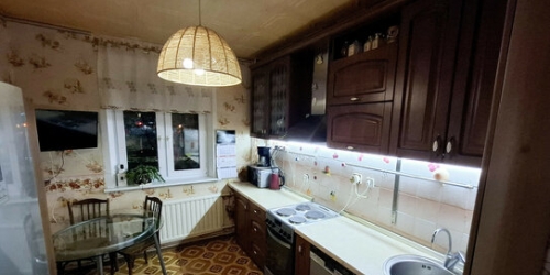 2-комн квартира улица Бадаева,  д. 11