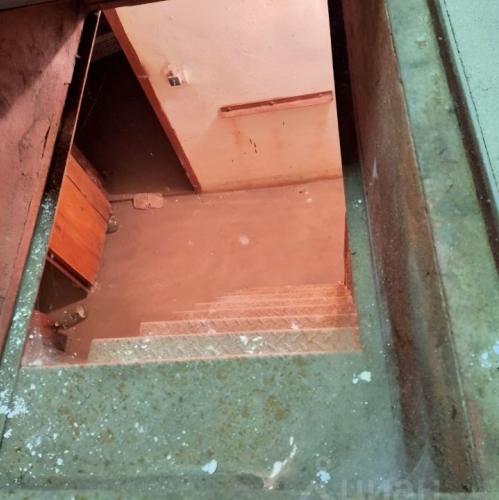 Гараж/парковка 6-й микрорайон, проспект Ленинского Комсомола,  д. 1Д