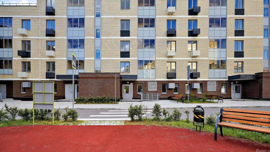 Продажа 2-комн квартиры на вторичном рынке Дзержинский, Бондарева улица,  д. 4