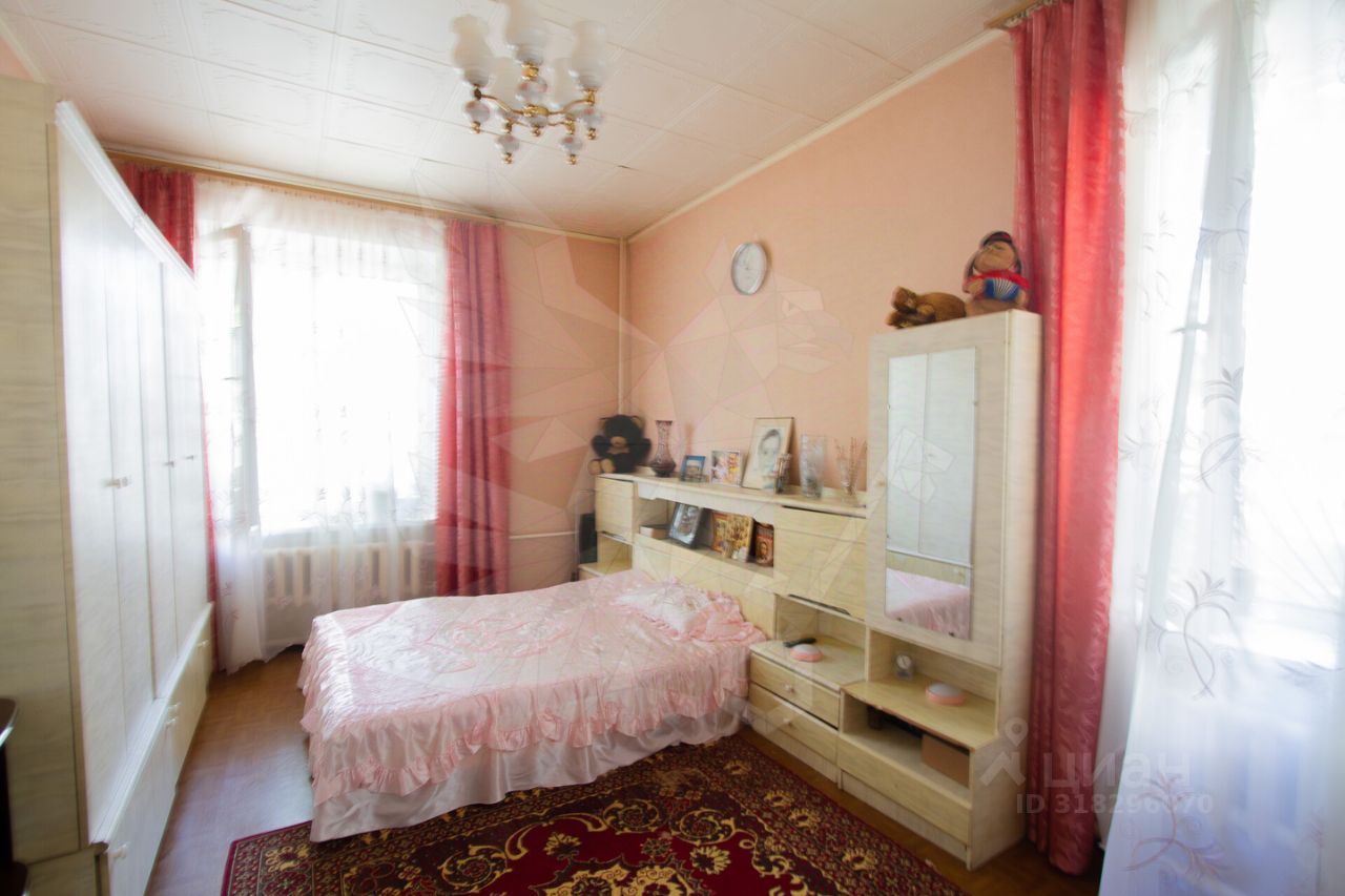 Продажа 3-комн квартиры на вторичном рынке Севастопольский проспект, 9К2