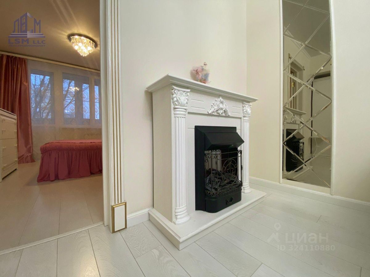 Продажа 3-комн квартиры на вторичном рынке улица Кустодиева, 12