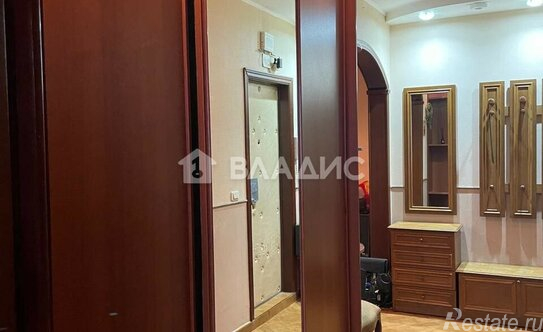 Продажа 3-комн квартиры на вторичном рынке Можайское шоссе,  д. 33