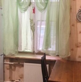 Аренда 2-комн квартиры на вторичном рынке Орехово-Зуевский проезд,  д. 10