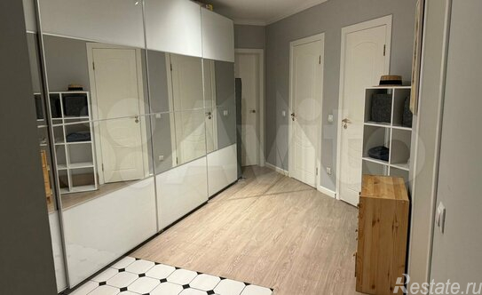 Продажа 3-комн квартиры на вторичном рынке Первомайская ул,  д. 22