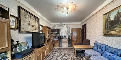 3-комн квартира ул Уточкина,  д. 5