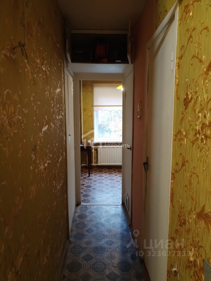 Продажа 2-комн квартиры на вторичном рынке Петергоф, Чичеринская улица, 5к1