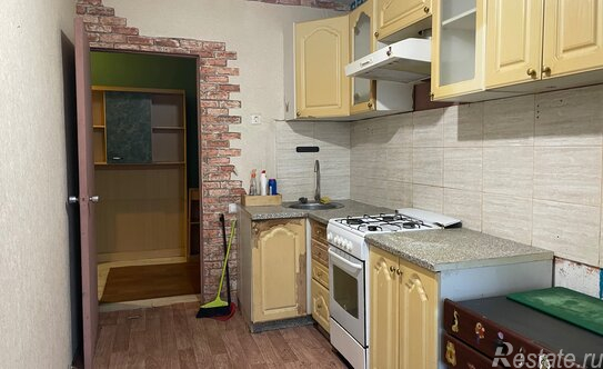 Продажа 4-комн квартиры на вторичном рынке Подольск, ул Курчатова,  д. 21/15