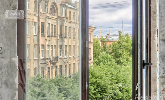 Продажа 2-комн квартиры на вторичном рынке Офицерский пер,  д. 8,  к. 2