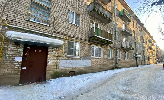 Продажа 2-комн квартиры на вторичном рынке Волхов, ул Новгородская,  д. 12