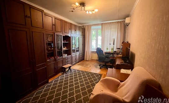 Продажа 3-комн квартиры на вторичном рынке улица Красина,  д. 24-28