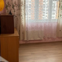 Продажа 3-комн квартиры на вторичном рынке Солнечногорск, Родниковая улица,  д. 5