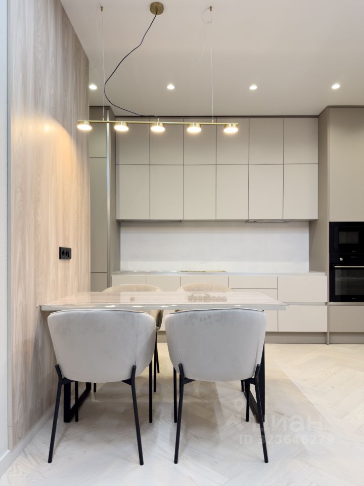 Продажа 3-комн квартиры на вторичном рынке улица Зорге, 9к2