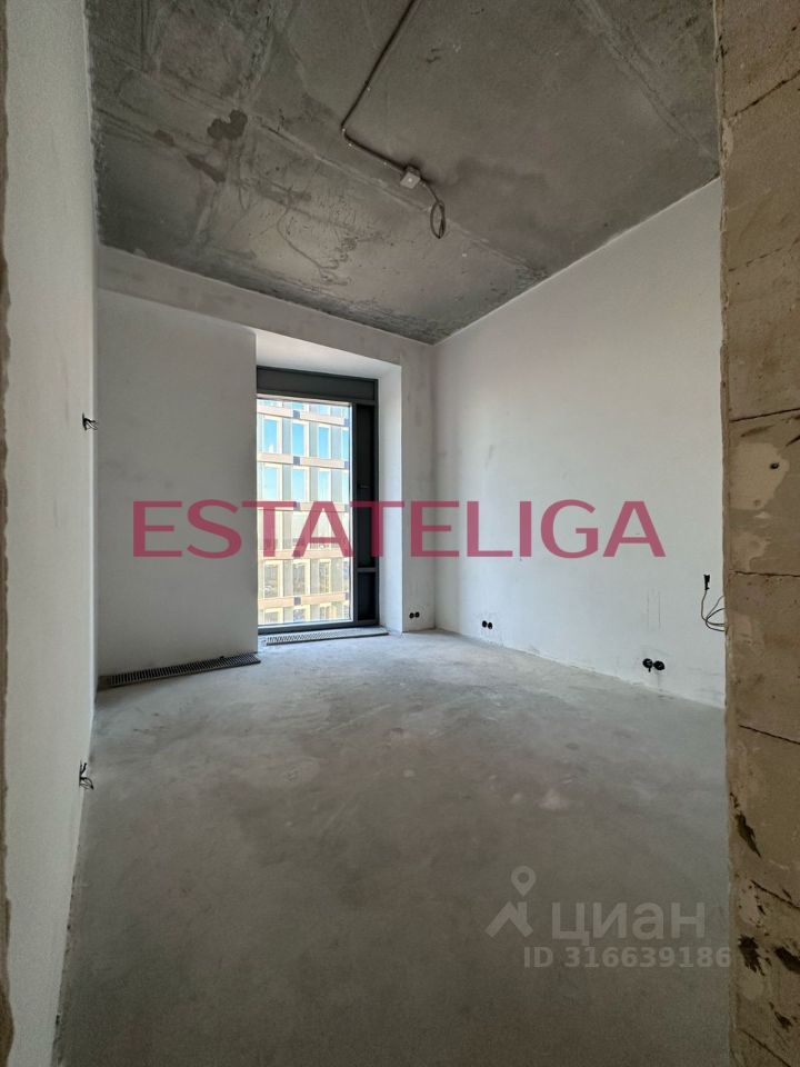 Продажа 3-комн квартиры на вторичном рынке Севастопольский проспект, 22А