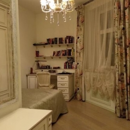 Продажа 4-комн квартиры на вторичном рынке Пестовский пер,  д. 5