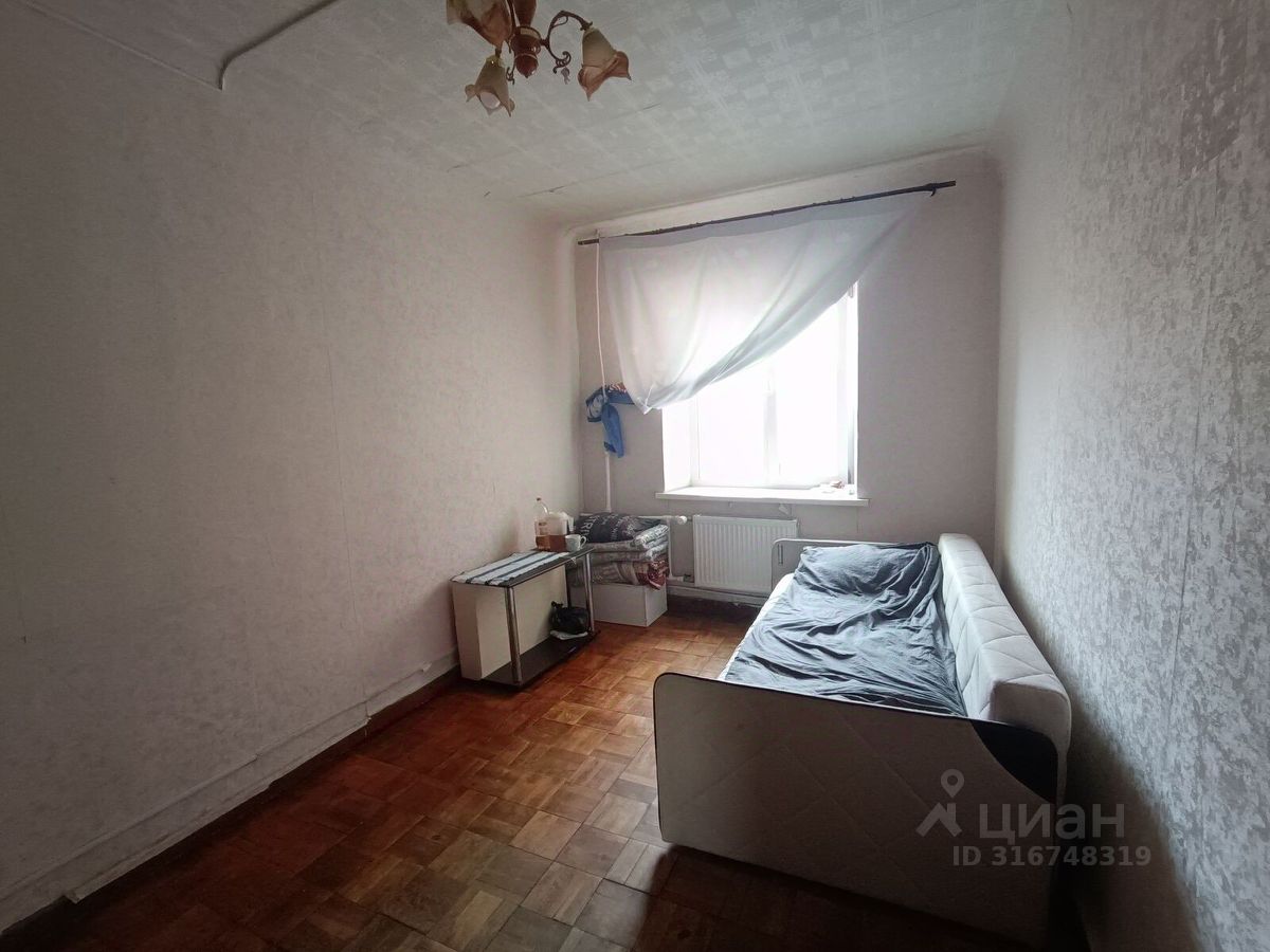 Продажа 3-комн квартиры на вторичном рынке улица Ткачей, 46