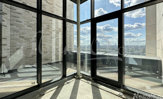 Продажа 3-комн квартиры на вторичном рынке улица Академика Королёва,  д. 21