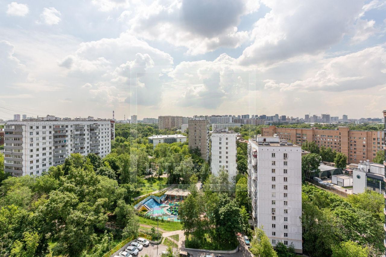 Продажа 3-комн квартиры на вторичном рынке улица Новая Дорога, 9