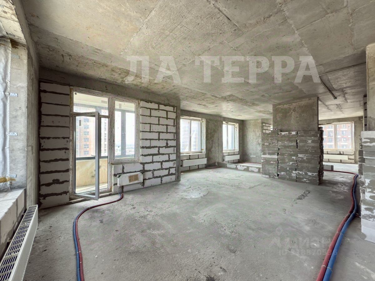 Продажа 5-комн квартиры на вторичном рынке Волоколамское шоссе, 71к5