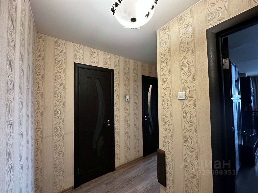 Продажа 1-комн квартиры на вторичном рынке проспект Славы, 40К1
