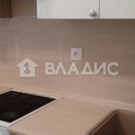 Продажа 2-комн квартиры на вторичном рынке Ракитки ш,  д. 1 к15