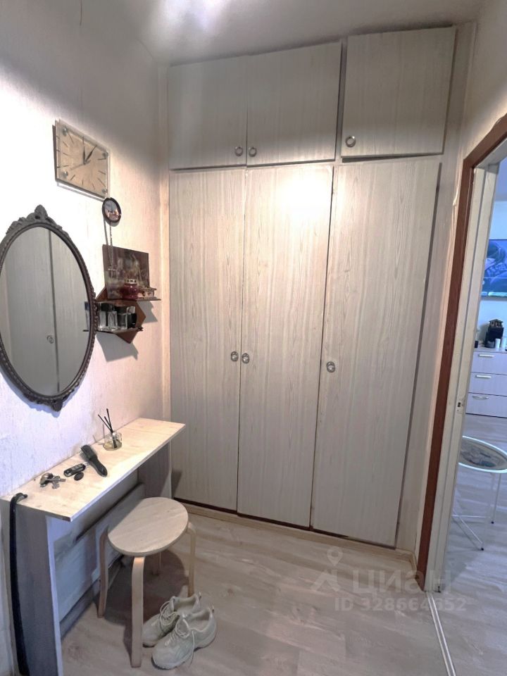 Продажа 1-комн квартиры на вторичном рынке Паромная улица,  д. 3