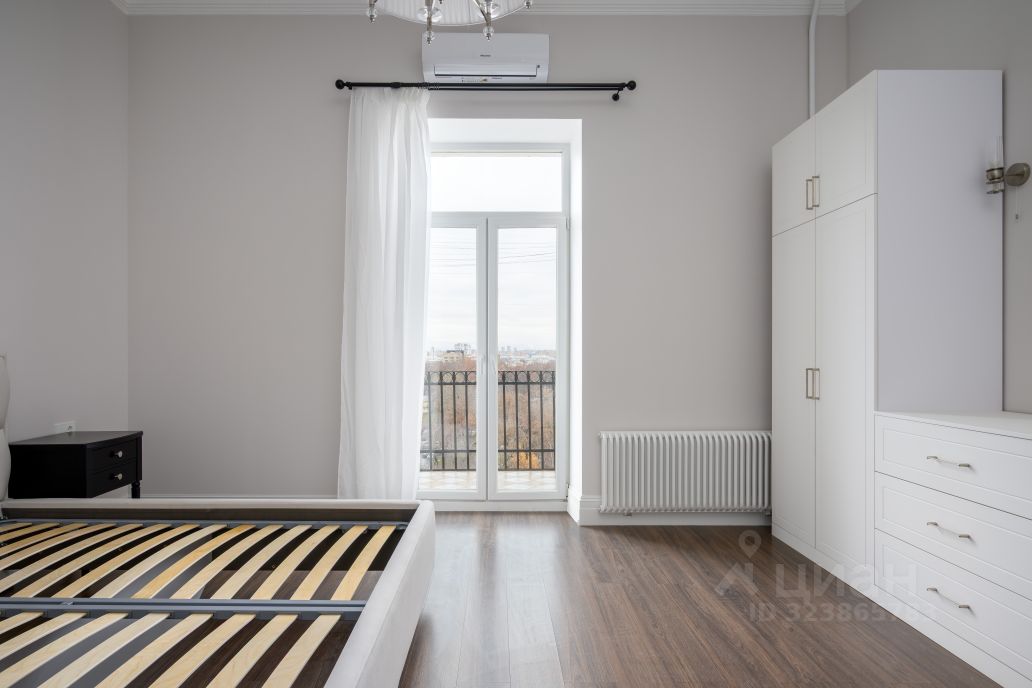 Продажа 3-комн квартиры на вторичном рынке улица Земляной Вал, 39/1С1