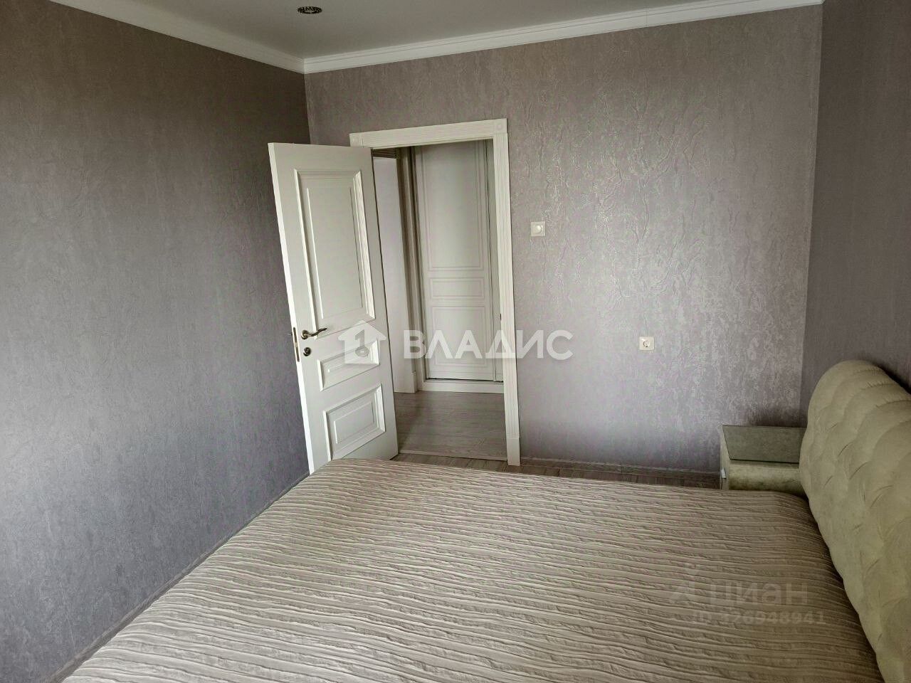 Продажа 3-комн квартиры на вторичном рынке Чехов, улица Уездная, 3