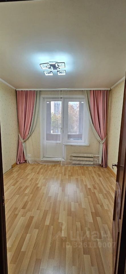 Продажа 4-комн квартиры на вторичном рынке Туристская улица, 20К1