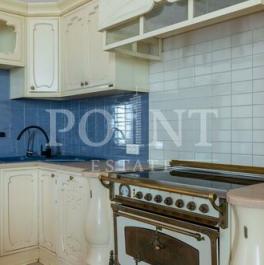Продажа 4-комн квартиры на вторичном рынке Чапаевский пер,  д. 3