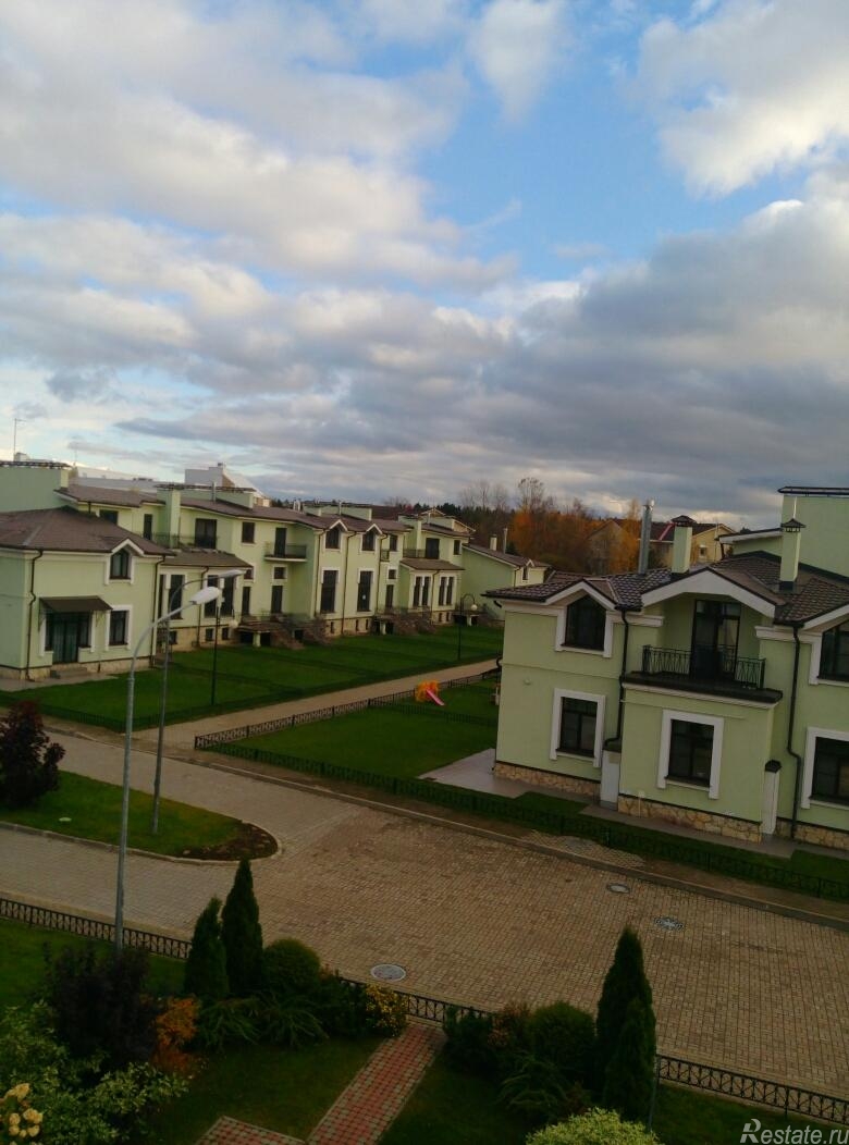 Продажа 6-комн квартиры в новостройке Солнечное п, Средняя ул ,  д. 8,  к. 13