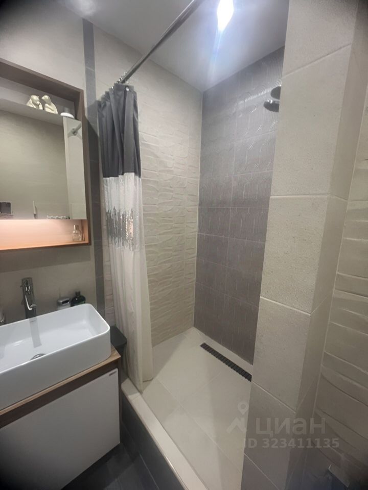 Продажа 4-комн квартиры на вторичном рынке улица Гризодубовой, 1К1