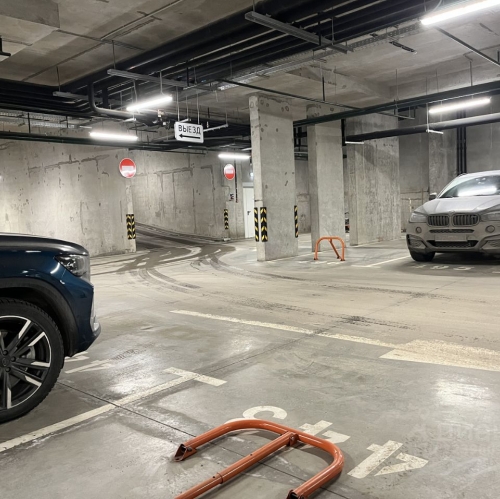 Гараж/парковка Отрадное, ул Лесная,  д. 19,  к. 4