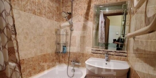 2-комн квартира ул Хасанская,  д. 24