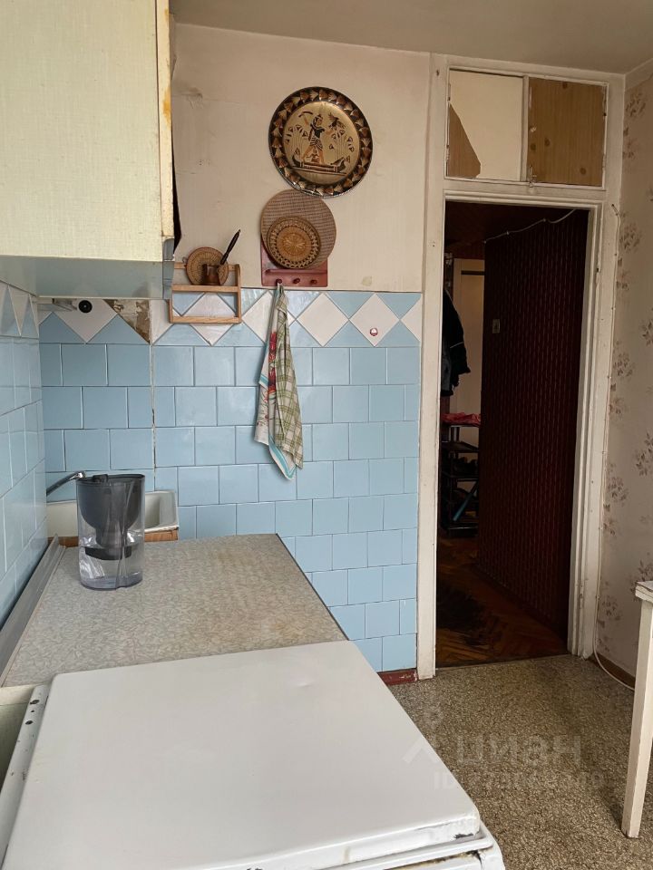 Продажа 2-комн квартиры на вторичном рынке Реутов, Лесная улица, 10