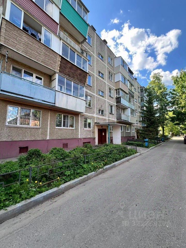 Продажа 2-комн квартиры на вторичном рынке Барыбино мкр, улица Агрохимиков, 5