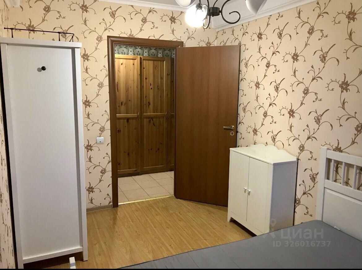 Аренда 3-комн квартиры на вторичном рынке проспект Косыгина, 27к1