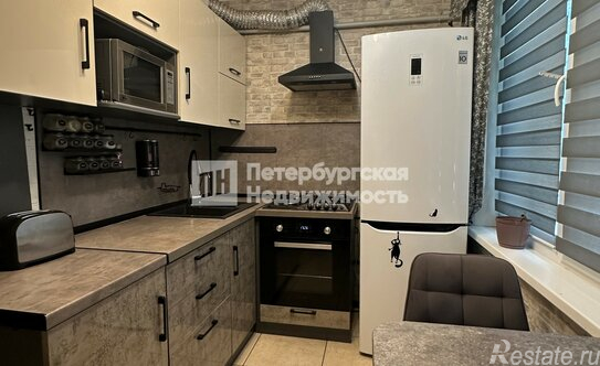 Продажа 2-комн квартиры на вторичном рынке улица Черкасова,  д. 17