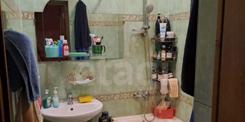 2-комн квартира улица Дыбенко,  д. 42