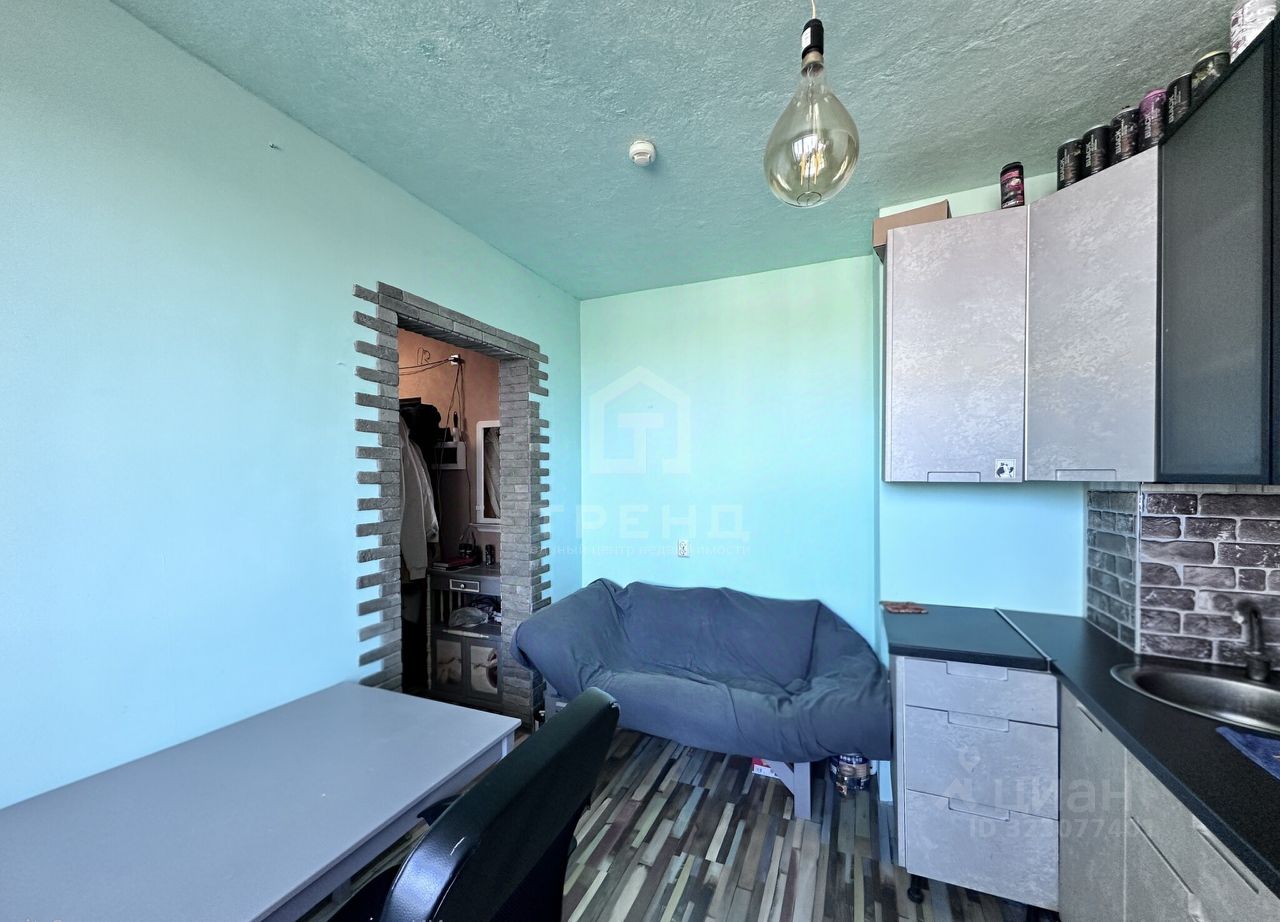 Продажа 1-комн квартиры на вторичном рынке Мурино, проспект Авиаторов Балтики, 19