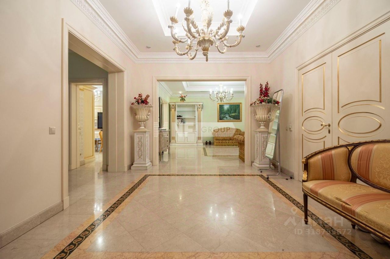 Продажа 6-комн квартиры на вторичном рынке Береговая улица, 8